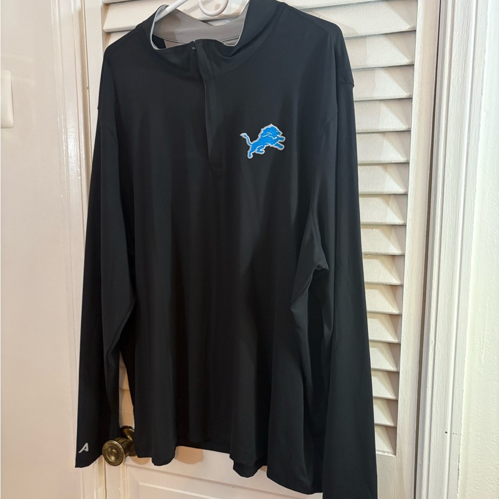 Detroit Lions, Official NFL apparels. Antigua brand, XXL